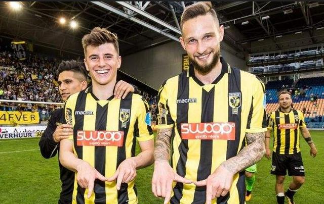 术特点上与 术特点上与