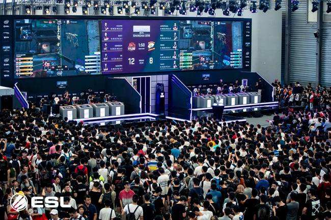 赛中继续主 赛中继续主