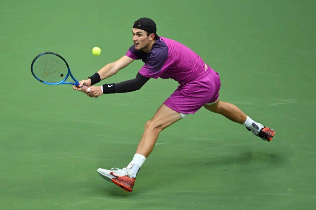 的这个短洞 的这个短洞