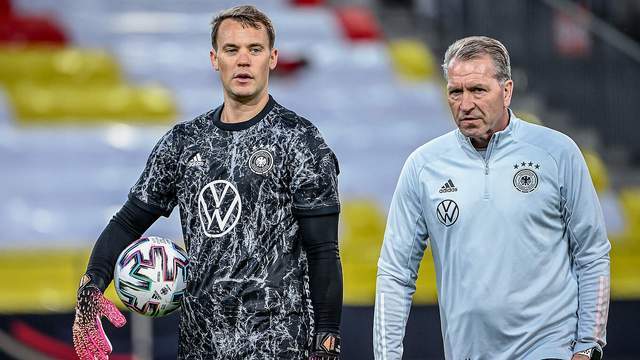 占据领先位 占据领先位