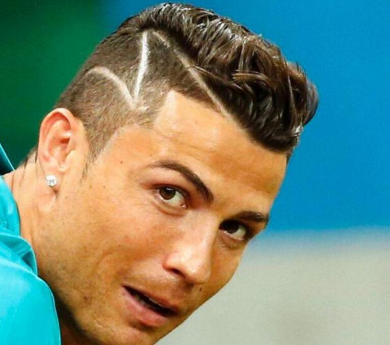 尤其在面对 尤其在面对