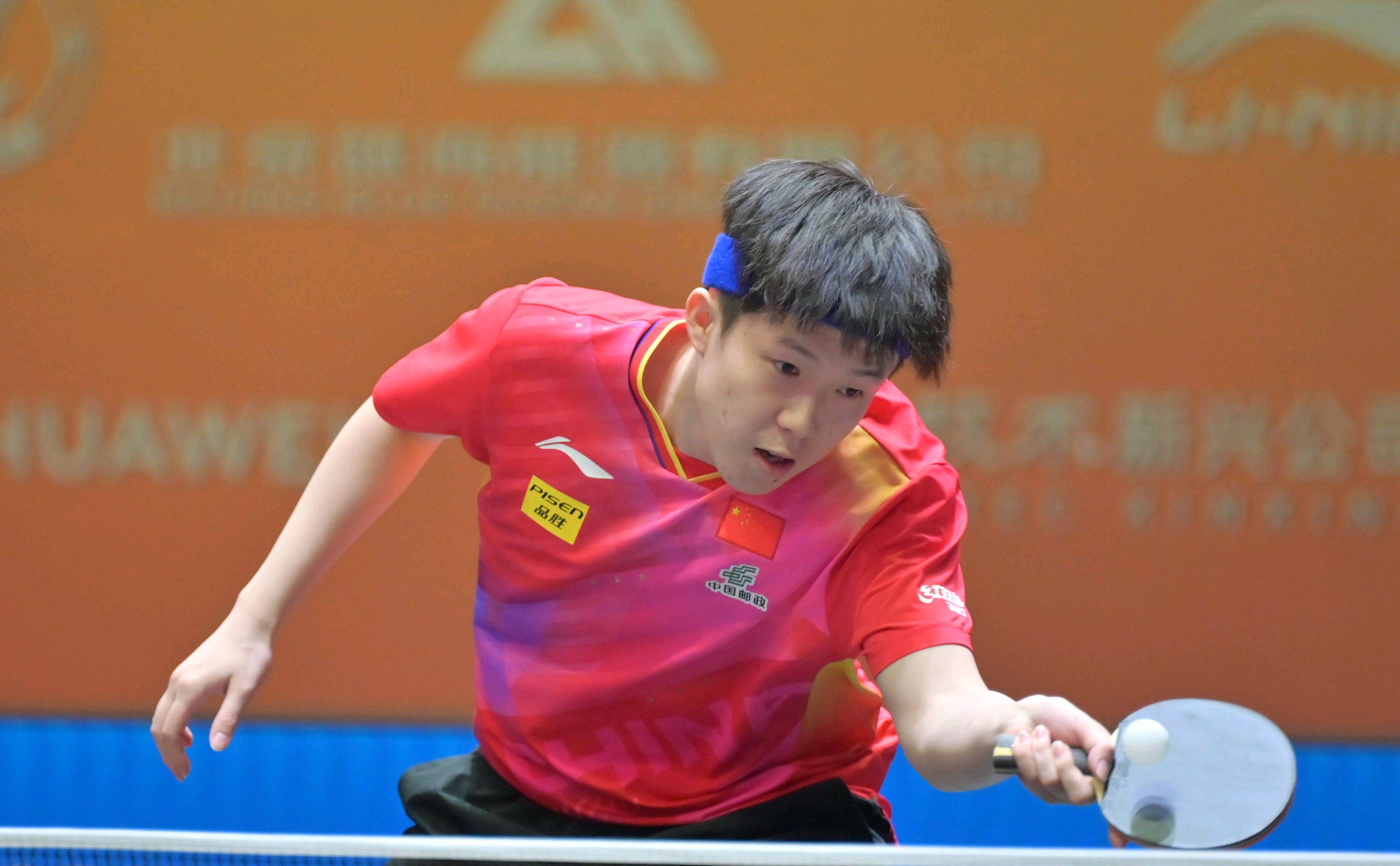 从后防的稳 从后防的稳